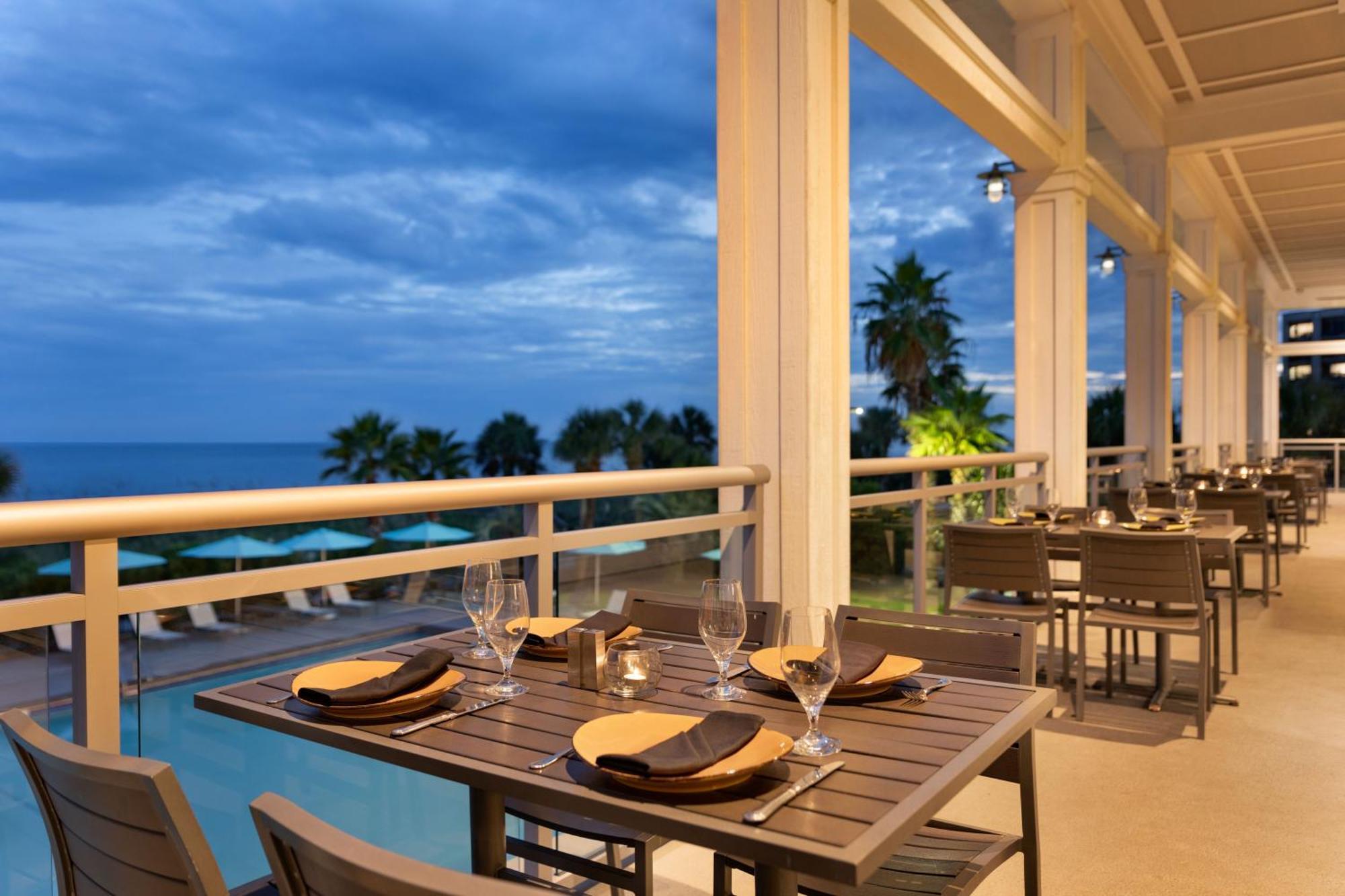 Station touristique Doubletree By Hilton Myrtle Oceanfront Socastee